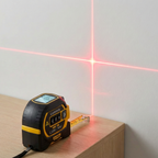LaserMeasure™ – 3-in-1 Laser-Maßband mit Kreuzlinienlaser